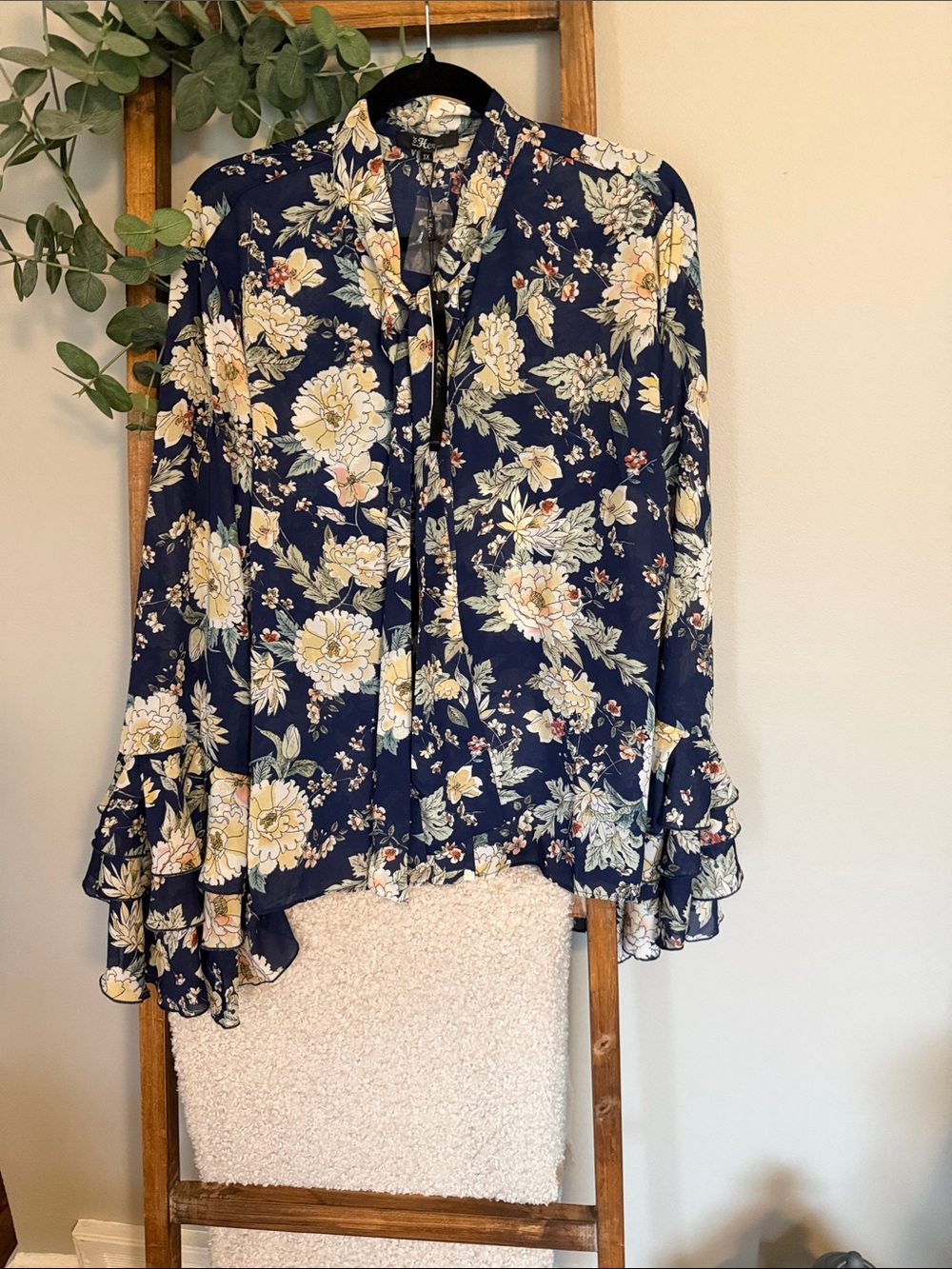 Floral Tie-Neck Ruffle Blouse - Navy